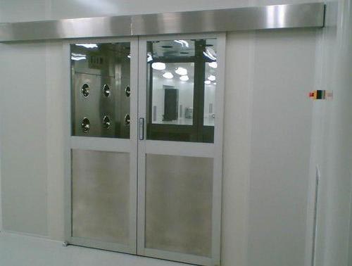 機電行業風淋室有哪些性能特點